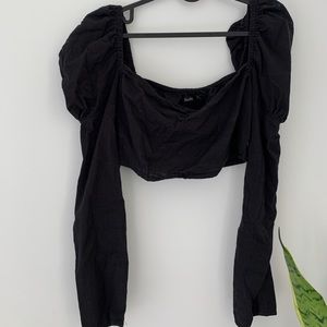 Puff sleeve black crop top